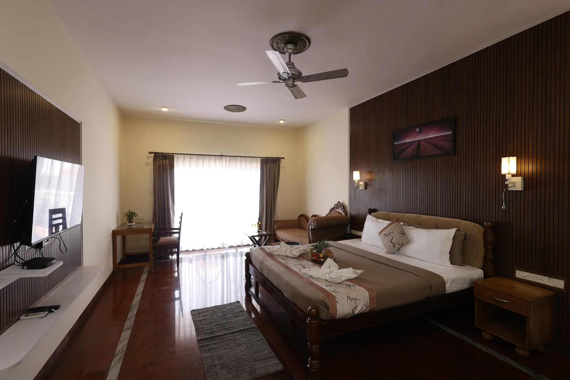 Deluxe Rooms