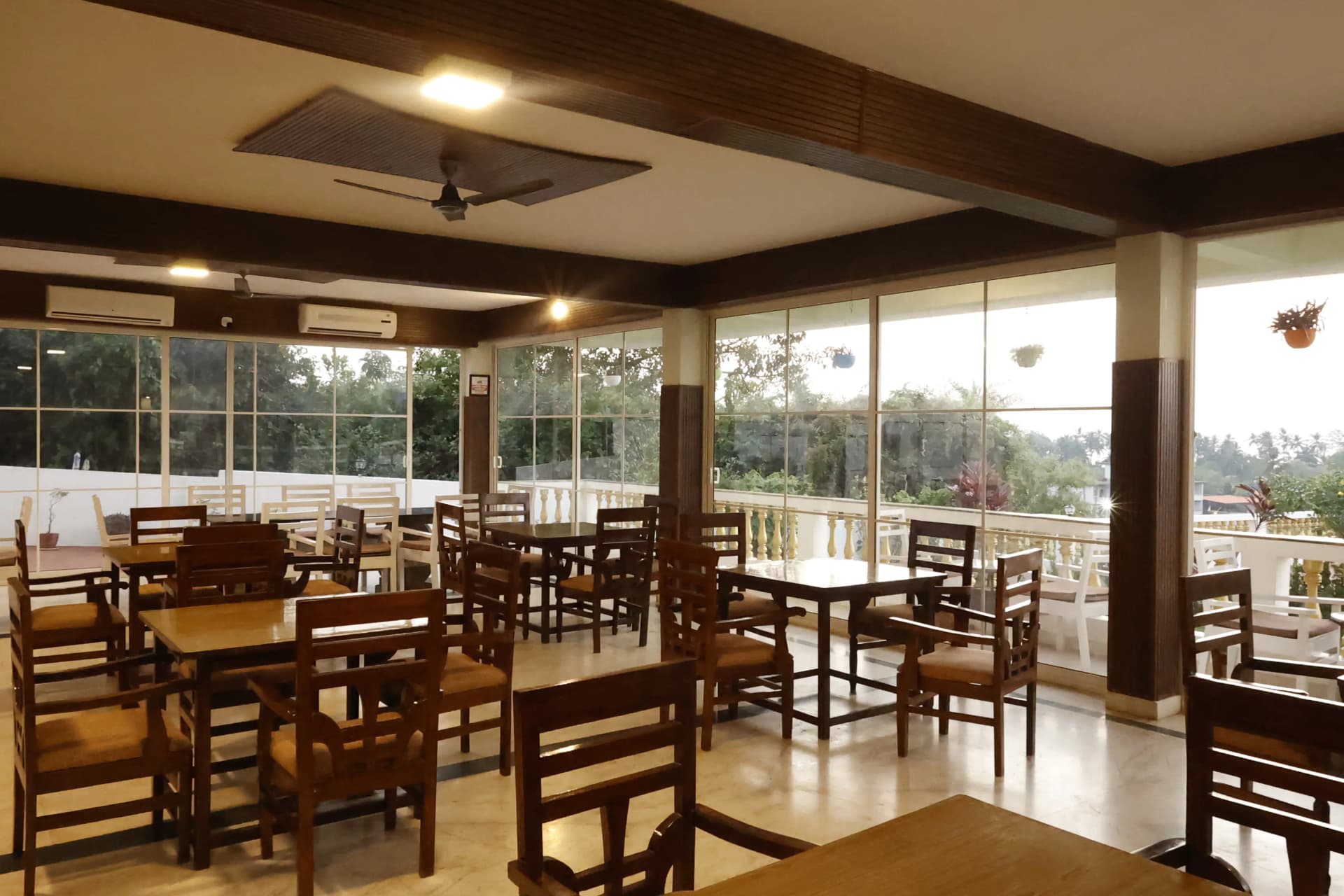 restaurant